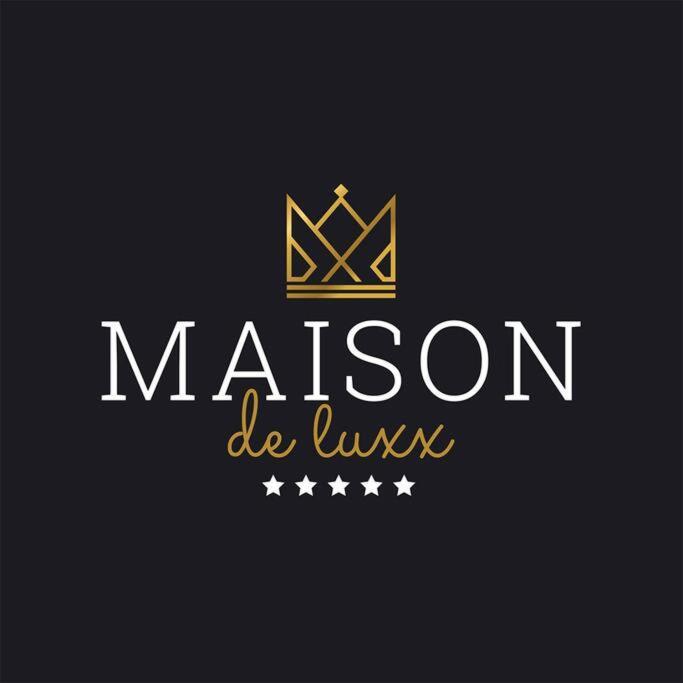 Maison De Luxx A3 Apartment Larissa Ngoại thất bức ảnh