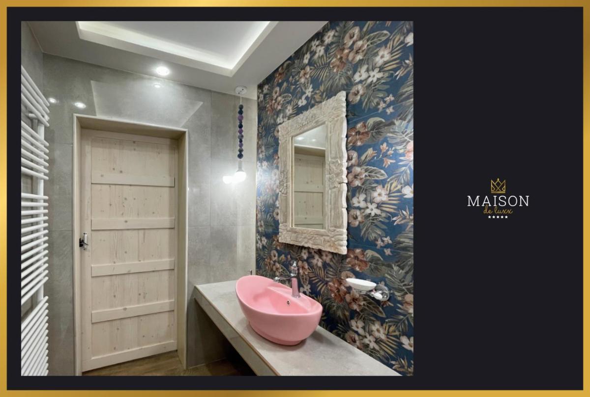 Maison De Luxx A3 Apartment Larissa Ngoại thất bức ảnh